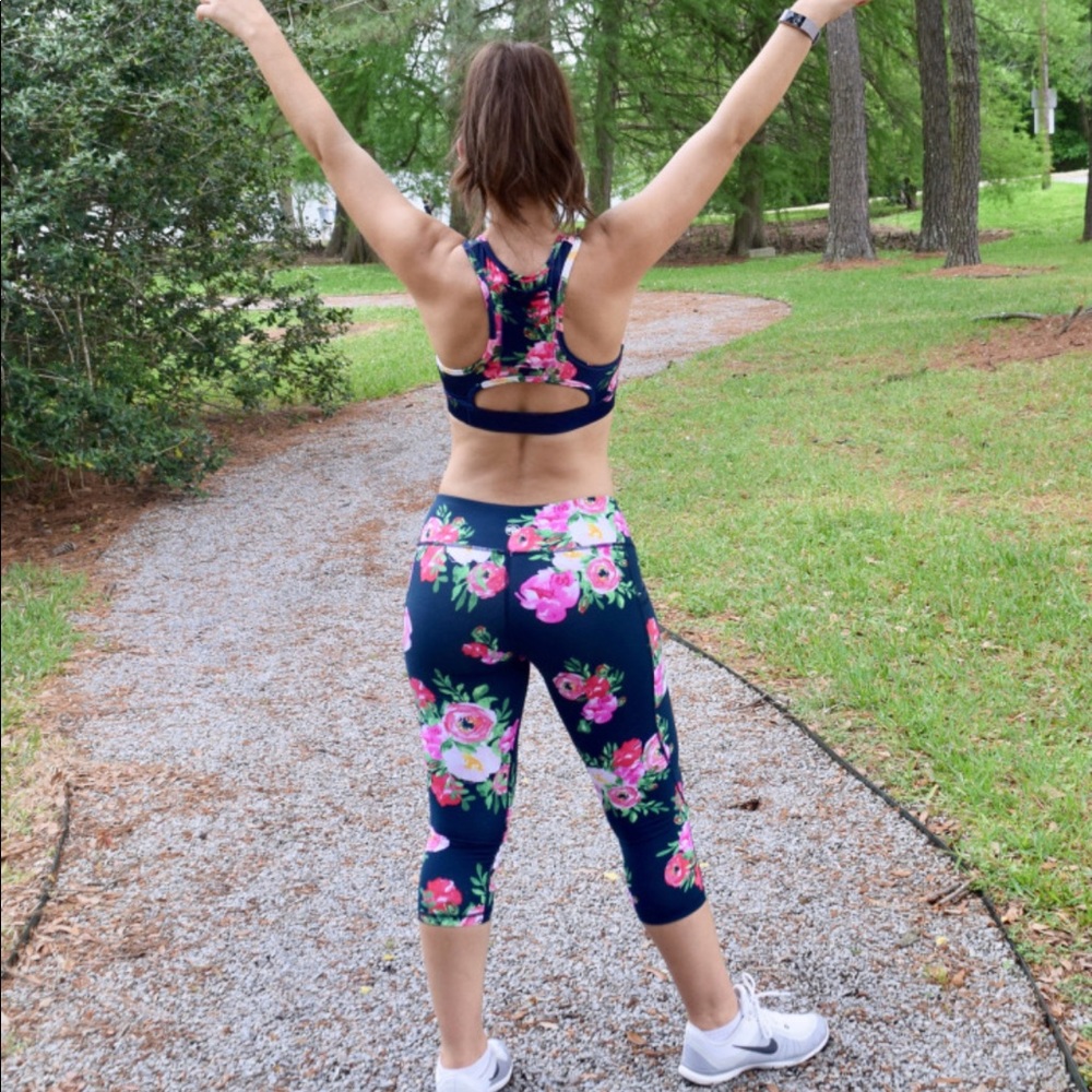 Senita ROSE 🌹 Capri & bra SET!